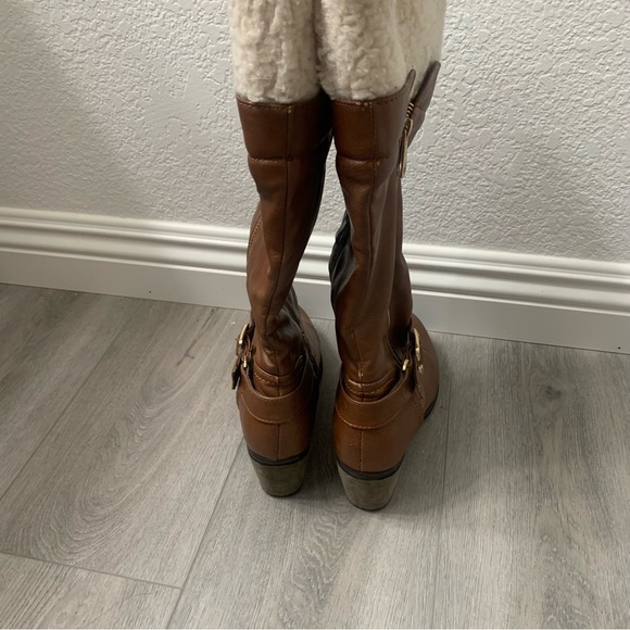 Brown Heeled Boots - Picture 6 of 9